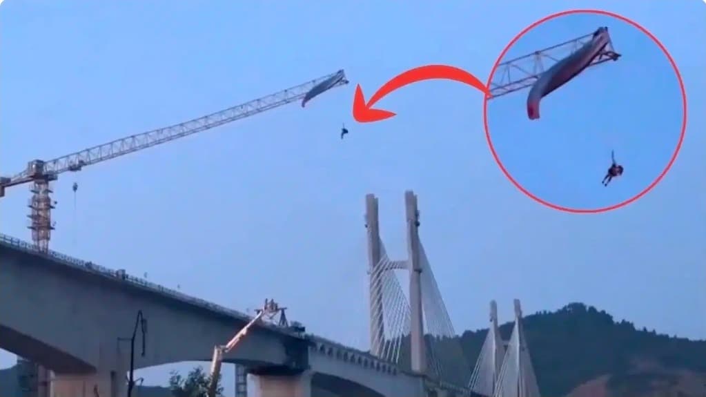 "आसमान में अटकी जिंदगी: 200 फीट ऊपर क्रेन का 'कैदी' बना पैराग्लाइडर, 4 घंटे तक मौत को देता रहा मात"