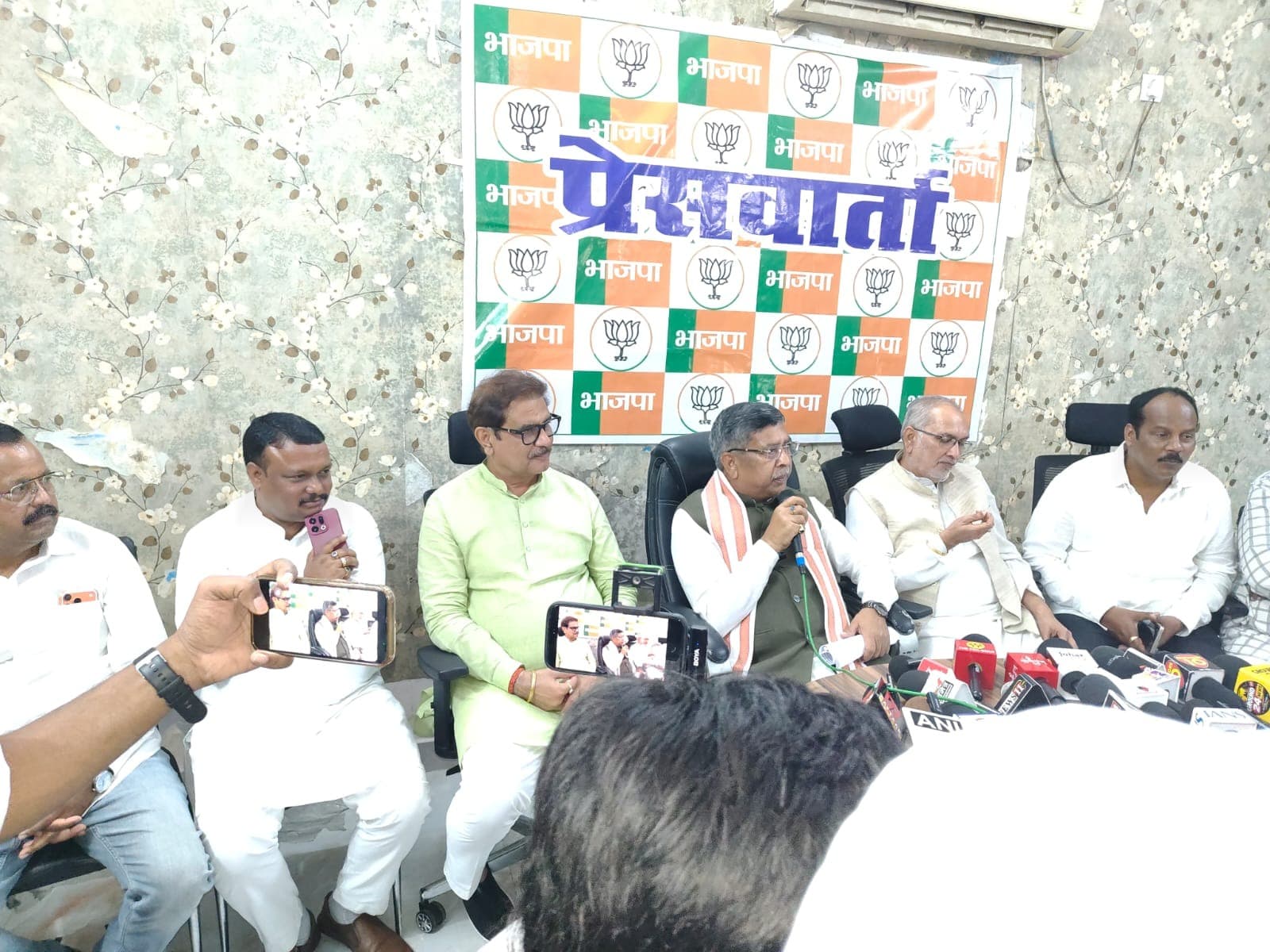 अवैध कोयला खनन और भ्रष्टाचार को लेकर भाजपा ने सरकार पर साधा निशाना