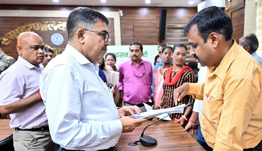 बोकारो में आम्रलिका आम महोत्सव-2026: किसानों और स्वयं सहायता समूहों को मिला बड़ा मंच