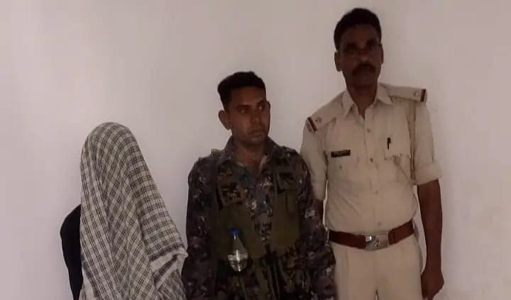 सीएचसी परिसर से चोरी 10 सोलर प्लेटों का पर्दाफाश, 8 बरामद, आरोपी गिरफ्तार