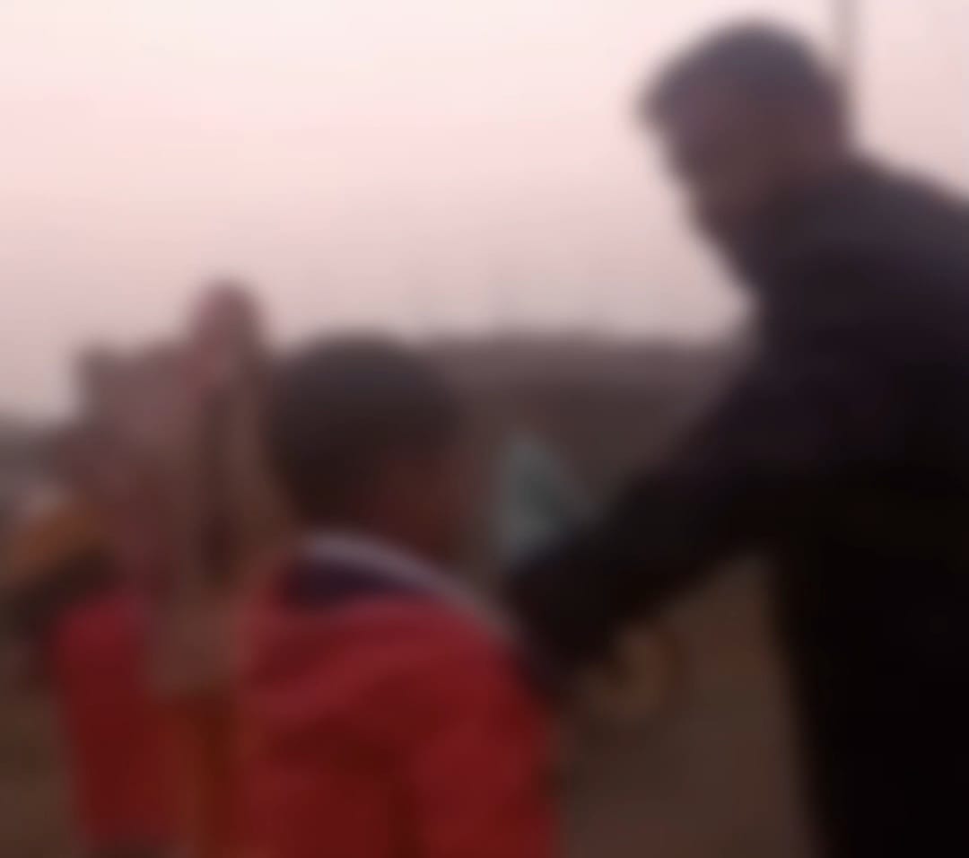 क्रिकेट का मासूम झगड़ा बना मारपीट का मैदान,पुत्र मोह में अंधे पिता ने नाबालिग पर उठाया हाथ