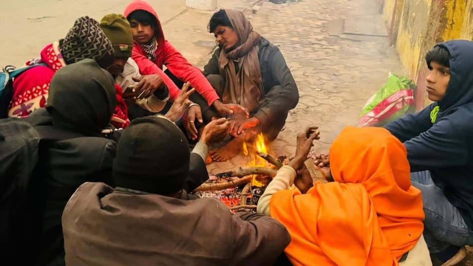 दिल्ली-एनसीआर में ठंड एक बार फिर लोगों की परेशानी