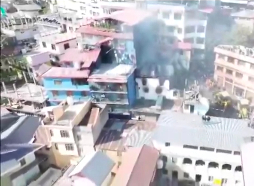 हिमाचल के अर्की में भीषण आग, 8 वर्षीय बच्चे की मौत, रेस्क्यू ऑपरेशन जारी